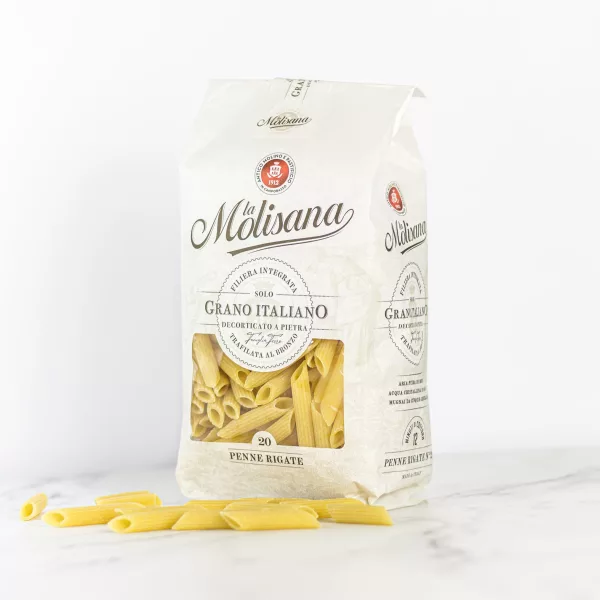 Penne Rigate N°20 von La Molisana - 500g, die Essenz der Pastaia-Tradition aus Molise erhältlich auf My Little Italy.
