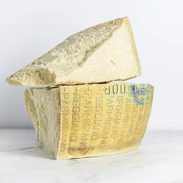 My Little ItalyParmigiano Reggiano - 18 mesi da , il simbolo della gastronomia italiana