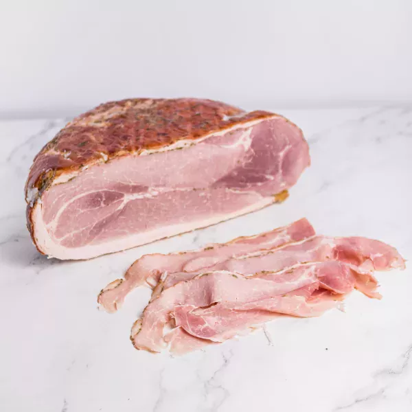 My Little ItalyFette di prosciutto cotto alle erbe, una specialità tradizionale italiana, su .