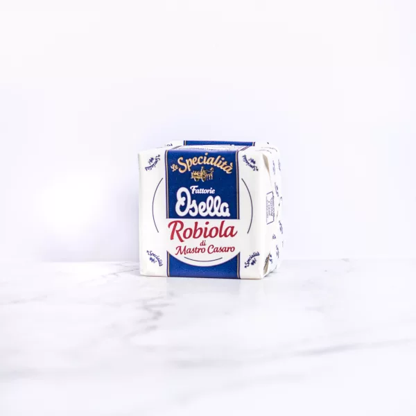 Fromage Robiola Osella - 200g sur une planche en bois, My Little Italy