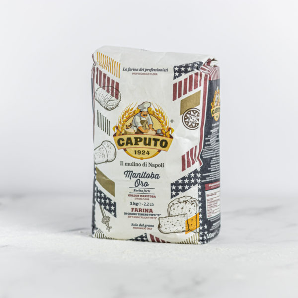 Confezione di farina Caputo Manitoba Oro presso My Little Italy - Grano tenero tipo &quot;0&quot; - 1kg.