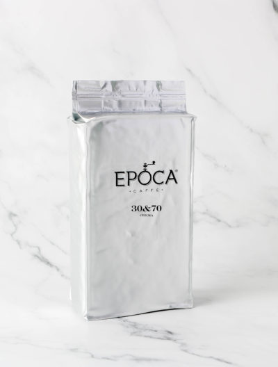 My Little ItalyCaffè Epoca Deca macinato, naturalmente decaffeinato, con il gusto ricco dell&#039;espresso italiano senza caffeina, disponibile presso .