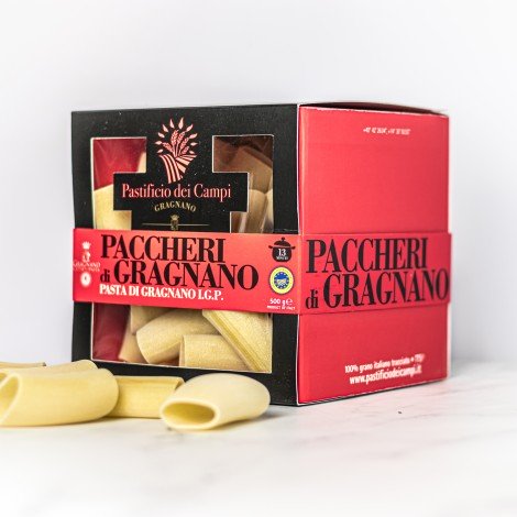 Italienne Pâtes Paccheri En Forme De Gros Tubes De La Campanie Et