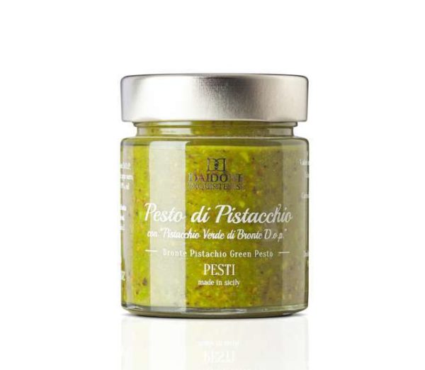 Glas grünes Pesto mit Pistazien aus Bronte DOP