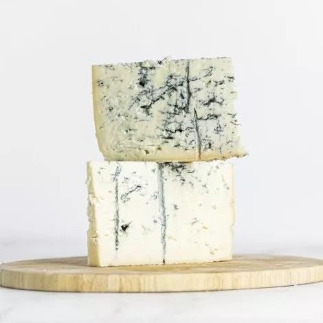 Gorgonzola piquant, fromage italien traditionnel, présenté par My Little Italy.