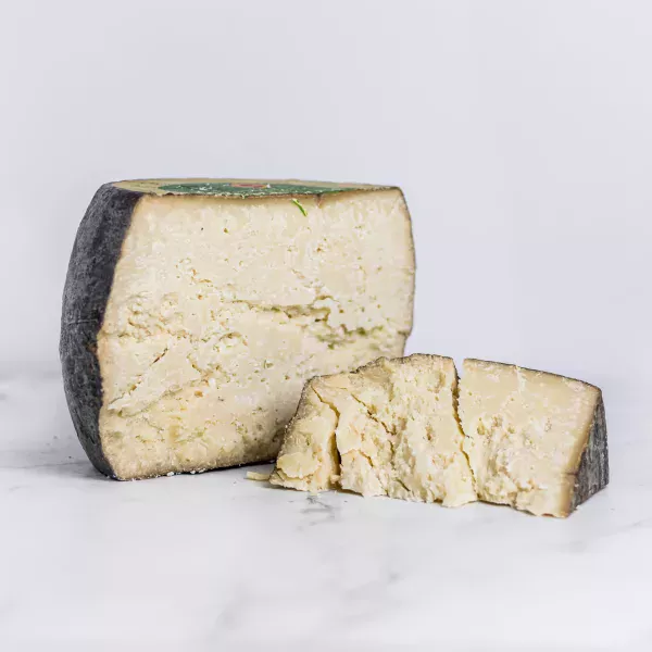 Fromage Fiore Sardo DOP, Pecorino traditionnel de Sardaigne, chez My Little Italy.