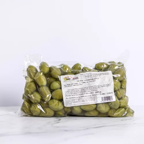 Beutel mit 1 kg frischen und schmackhaften grünen Oliven aus Italien, erhältlich bei My Little Italy.