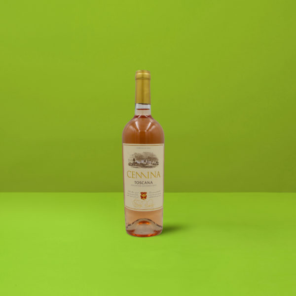 Eine raffinierte Flasche des Toscana Rosato Cemina IGT, die den zartrosa Farbton und die mineralische Klarheit des Weins widerspiegelt.