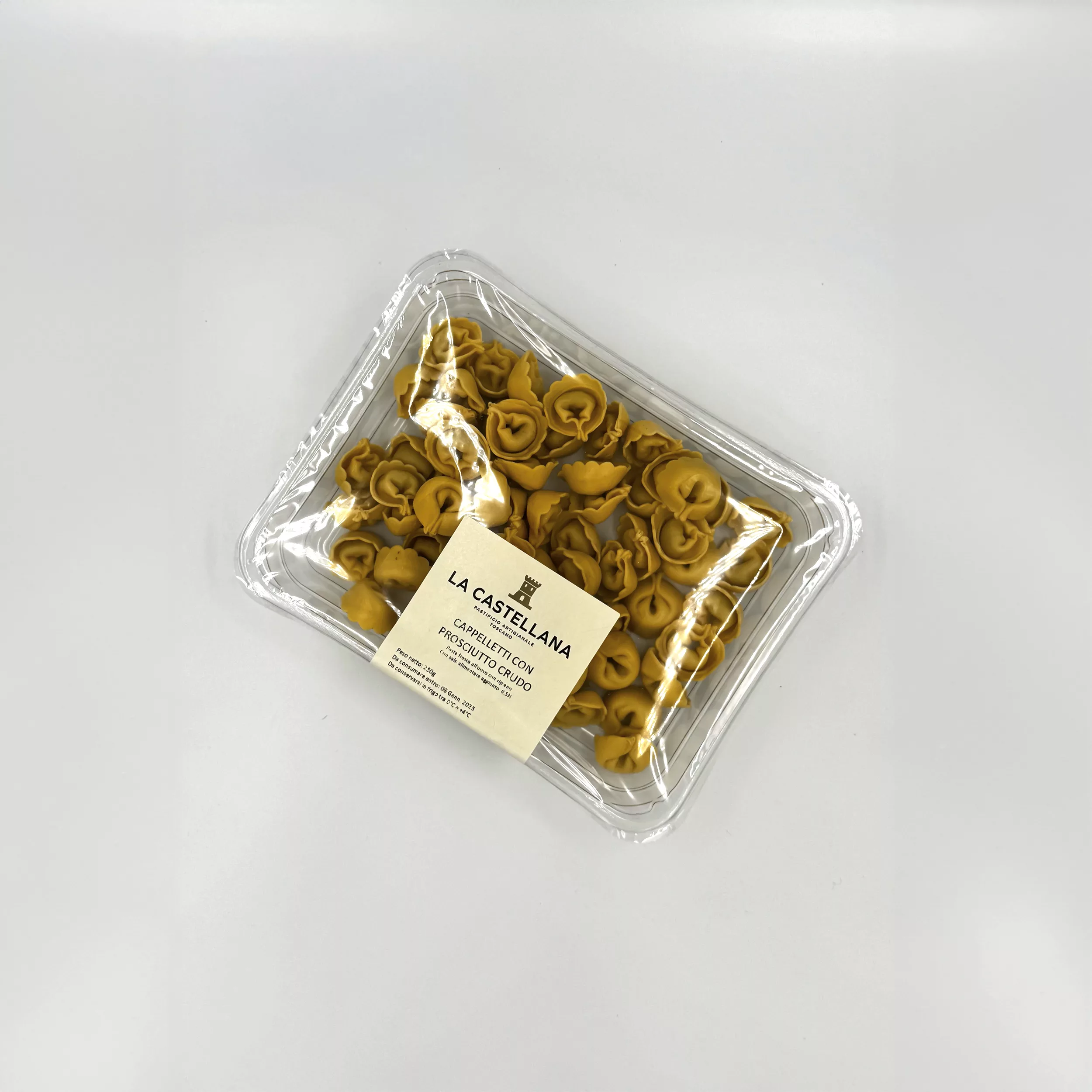 Cappelletti au jambon cru artisanaux, spécialité de pâtes fraîches toscanes